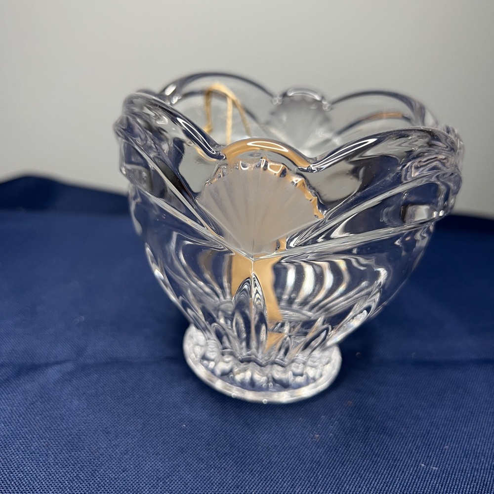 Elegant Clear Glass Bowl #4